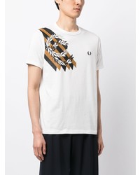 weißes T-Shirt mit einem Rundhalsausschnitt von Fred Perry