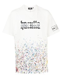 weißes T-Shirt mit einem Rundhalsausschnitt von Haculla