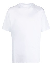 weißes T-Shirt mit einem Rundhalsausschnitt von Omc