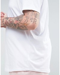 weißes T-Shirt mit einem Rundhalsausschnitt von Asos