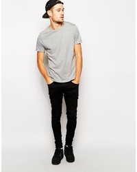 weißes T-Shirt mit einem Rundhalsausschnitt von Asos