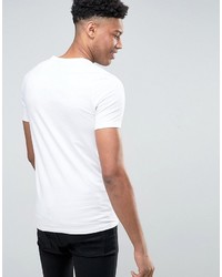 weißes T-Shirt mit einem Rundhalsausschnitt von Asos