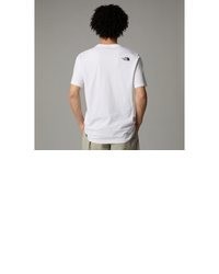 weißes T-Shirt mit einem Rundhalsausschnitt von The North Face