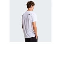 weißes T-Shirt mit einem Rundhalsausschnitt von The North Face