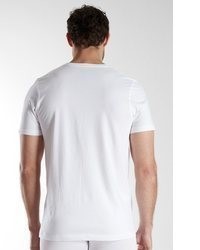 weißes T-Shirt mit einem V-Ausschnitt von Bugatti