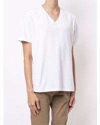 weißes T-Shirt mit einem V-Ausschnitt von 7 For All Mankind