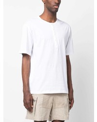 weißes T-shirt mit einer Knopfleiste von Ten C