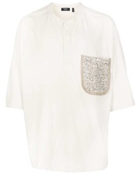 weißes T-shirt mit einer Knopfleiste von FIVE CM