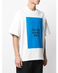 weißes und blaues bedrucktes T-Shirt mit einem Rundhalsausschnitt von Jil Sander