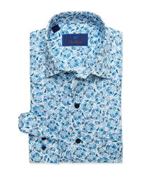 weißes und blaues Businesshemd mit Paisley-Muster