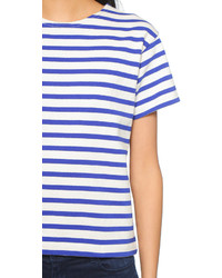 weißes und blaues horizontal gestreiftes T-Shirt mit einem Rundhalsausschnitt