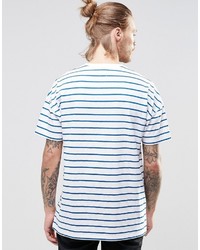 weißes und blaues horizontal gestreiftes T-Shirt mit einem Rundhalsausschnitt von Asos