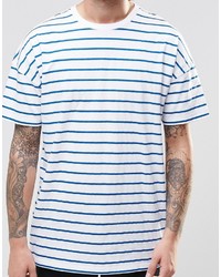 weißes und blaues horizontal gestreiftes T-Shirt mit einem Rundhalsausschnitt von Asos