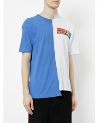 weißes und blaues T-Shirt mit einem Rundhalsausschnitt von Ex Infinitas