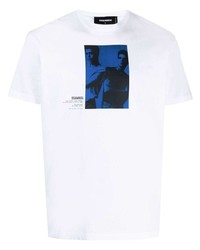 weißes und dunkelblaues bedrucktes T-Shirt mit einem Rundhalsausschnitt von DSQUARED2