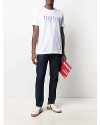 weißes und dunkelblaues bedrucktes T-Shirt mit einem Rundhalsausschnitt von BOSS HUGO BOSS