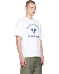 weißes und dunkelblaues bedrucktes T-Shirt mit einem Rundhalsausschnitt von Undercover