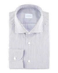 weißes und dunkelblaues horizontal gestreiftes Hemd