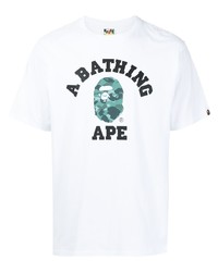 weißes und grünes bedrucktes T-Shirt mit einem Rundhalsausschnitt von A Bathing Ape