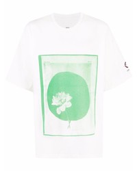 weißes und grünes bedrucktes T-Shirt mit einem Rundhalsausschnitt von Oamc