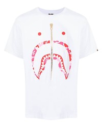 weißes und rotes bedrucktes T-Shirt mit einem Rundhalsausschnitt von A Bathing Ape