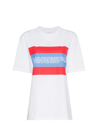 weißes und rotes bedrucktes T-Shirt mit einem Rundhalsausschnitt von Calvin Klein Jeans Est. 1978