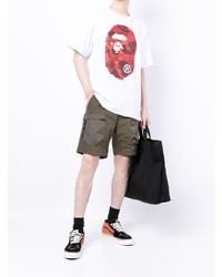 weißes und rotes bedrucktes T-Shirt mit einem Rundhalsausschnitt von A Bathing Ape