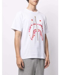 weißes und rotes bedrucktes T-Shirt mit einem Rundhalsausschnitt von A Bathing Ape