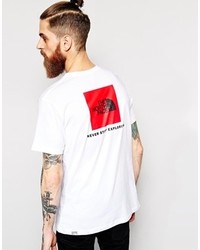 weißes und rotes bedrucktes T-Shirt mit einem Rundhalsausschnitt von The North Face