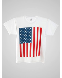weißes und rotes und dunkelblaues bedrucktes T-shirt