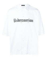 weißes und schwarzes bedrucktes Kurzarmhemd von Undercoverism