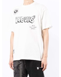 weißes und schwarzes bedrucktes T-Shirt mit einem Rundhalsausschnitt von AAPE BY A BATHING APE