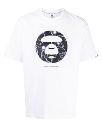 weißes und schwarzes bedrucktes T-Shirt mit einem Rundhalsausschnitt von AAPE BY A BATHING APE