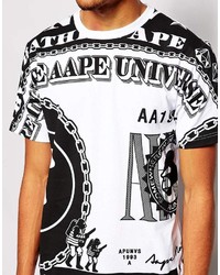 weißes und schwarzes bedrucktes T-Shirt mit einem Rundhalsausschnitt von A Bathing Ape