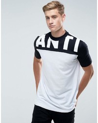 weißes und schwarzes bedrucktes T-Shirt mit einem Rundhalsausschnitt von Antioch