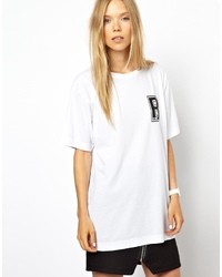 weißes und schwarzes bedrucktes T-Shirt mit einem Rundhalsausschnitt von B.side