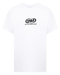 weißes und schwarzes bedrucktes T-Shirt mit einem Rundhalsausschnitt von Blood Brother
