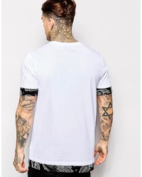 weißes und schwarzes bedrucktes T-Shirt mit einem Rundhalsausschnitt von Asos