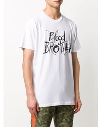 weißes und schwarzes bedrucktes T-Shirt mit einem Rundhalsausschnitt von Blood Brother