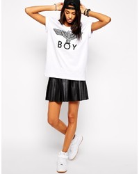 weißes und schwarzes bedrucktes T-Shirt mit einem Rundhalsausschnitt von Boy London