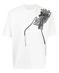 weißes und schwarzes bedrucktes T-Shirt mit einem Rundhalsausschnitt von Feng Chen Wang