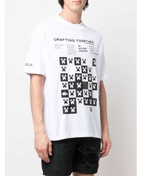 weißes und schwarzes bedrucktes T-Shirt mit einem Rundhalsausschnitt von Lacoste