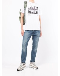 weißes und schwarzes bedrucktes T-Shirt mit einem Rundhalsausschnitt von Armani Exchange