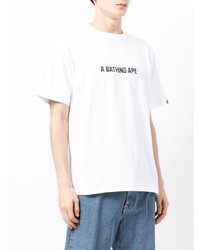 weißes und schwarzes bedrucktes T-Shirt mit einem Rundhalsausschnitt von A Bathing Ape