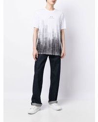 weißes und schwarzes bedrucktes T-Shirt mit einem Rundhalsausschnitt von Armani Exchange