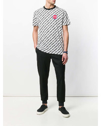 weißes und schwarzes bedrucktes T-Shirt mit einem Rundhalsausschnitt von Colmar