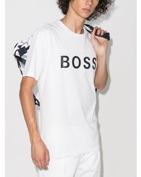 weißes und schwarzes bedrucktes T-Shirt mit einem Rundhalsausschnitt von BOSS