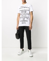 weißes und schwarzes bedrucktes T-Shirt mit einem Rundhalsausschnitt von VERSACE JEANS COUTURE