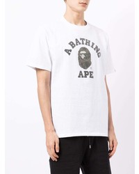 weißes und schwarzes bedrucktes T-Shirt mit einem Rundhalsausschnitt von A Bathing Ape