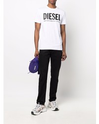 weißes und schwarzes bedrucktes T-Shirt mit einem Rundhalsausschnitt von Diesel